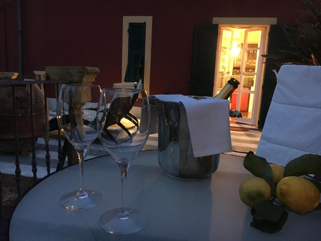 דירות פורטו ונרה Casa Rossa מראה חיצוני תמונה