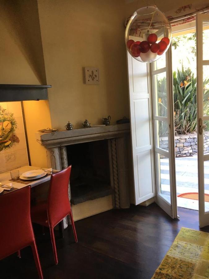 דירות פורטו ונרה Casa Rossa מראה חיצוני תמונה