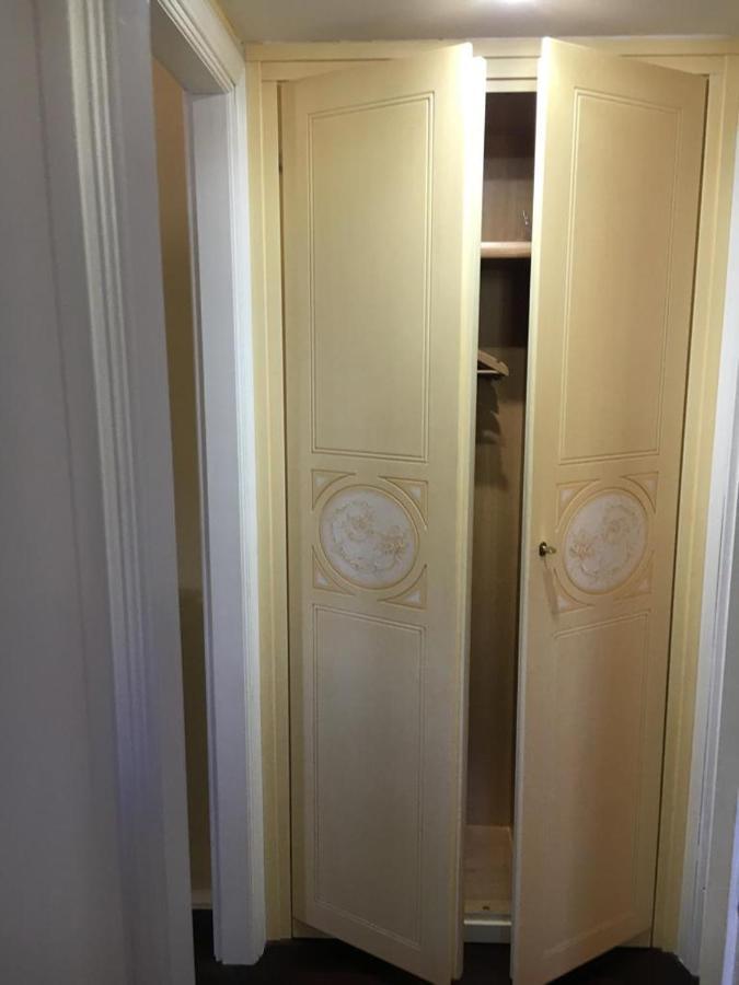 דירות פורטו ונרה Casa Rossa מראה חיצוני תמונה